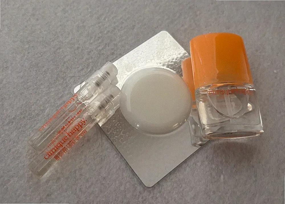Clinique~Happy Perfume Spray~.14 Fl oz Travel Mini + 2 Vials + TOTD Balm Sample.